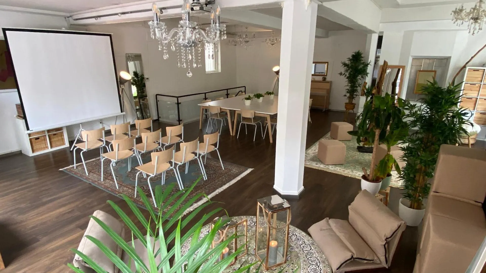 Holiday home Superschoenes Studio Lunca 220Qm In Stuttgart West